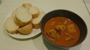 Dog Dot Cafe's Curry Chicken with bread